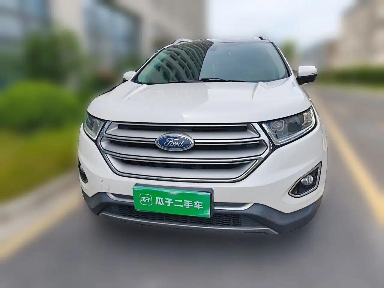 Ford Edge 2018 EcoBoost 245 Two-Wheel-Drive Titanium 7-Seater China V Standard — миниатюра 2