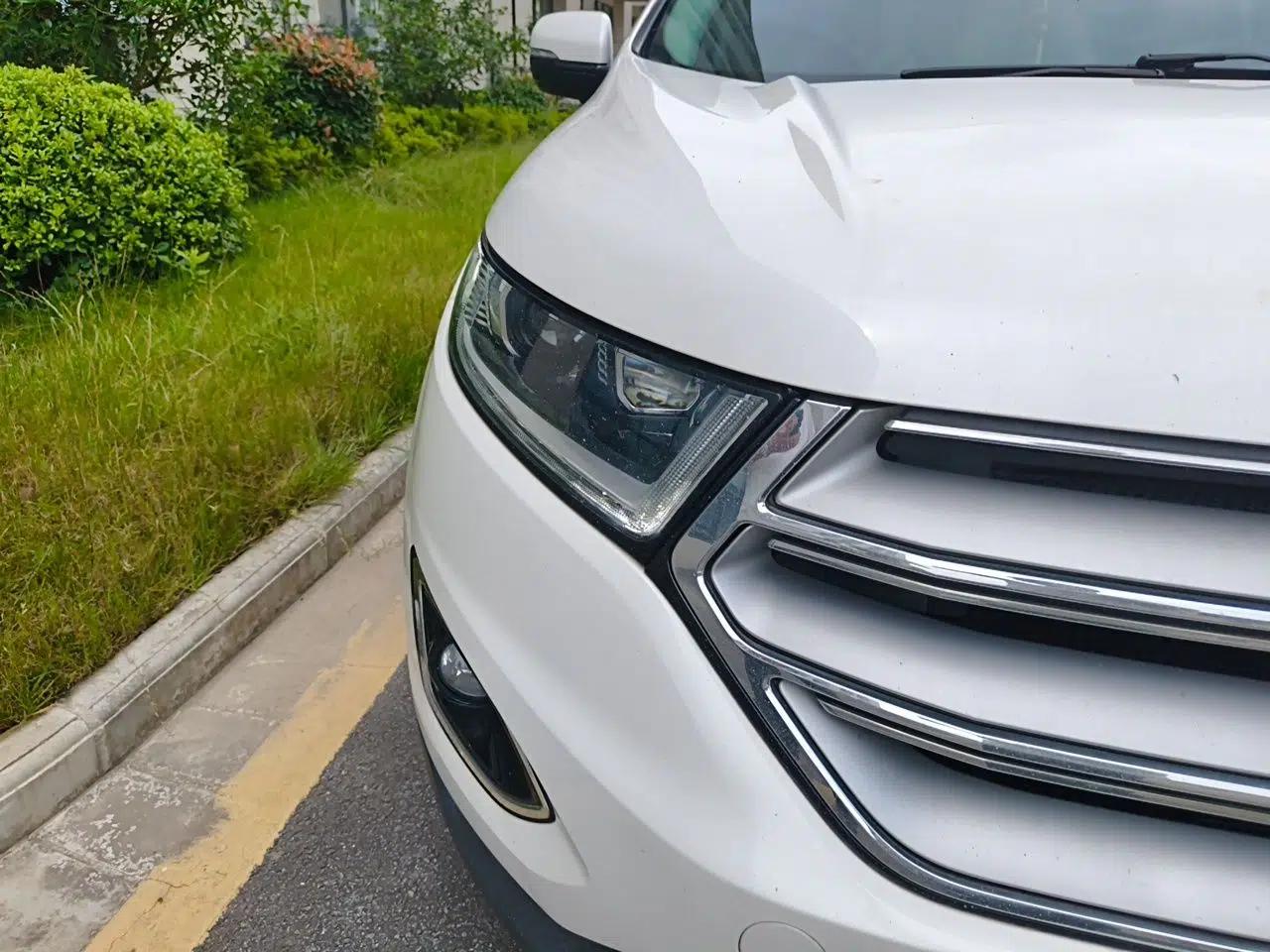 Ford Edge 2018 EcoBoost 245 Two-Wheel-Drive Titanium 7-Seater China V Standard — миниатюра 7