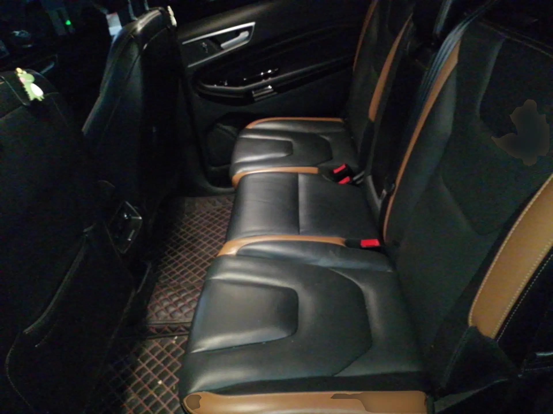 Ford Edge 2020 EcoBoost 245 4x4 ST-Line 7-Seater — миниатюра 17
