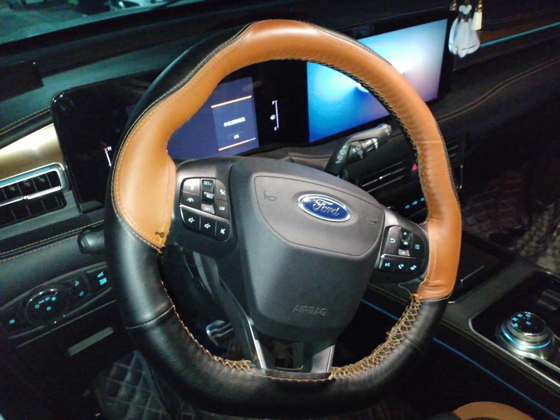 Ford Edge 2020 EcoBoost 245 4x4 ST-Line 7-Seater — миниатюра 10