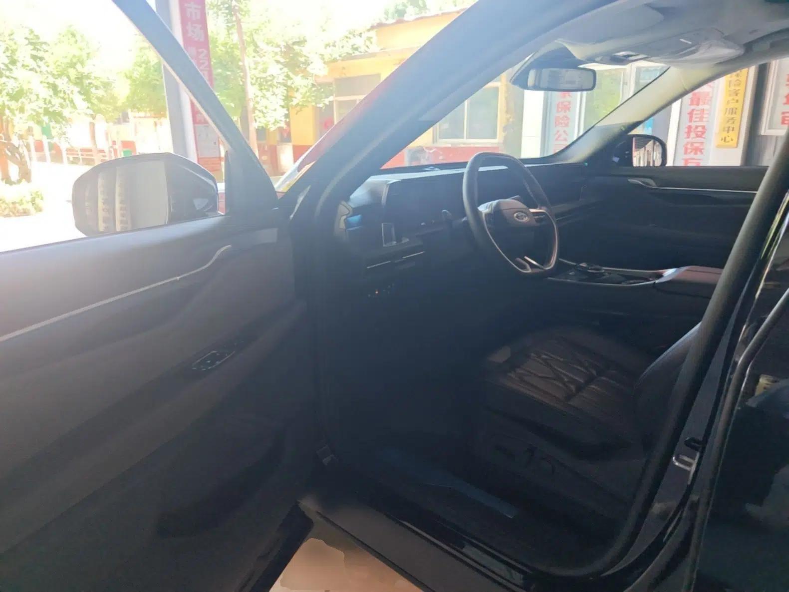 Ford Edge 2026 Model Explorer L 2.0T EcoBoost E Hybrid Four-Wheel Drive Seven-Seat Ultimate — миниатюра 18
