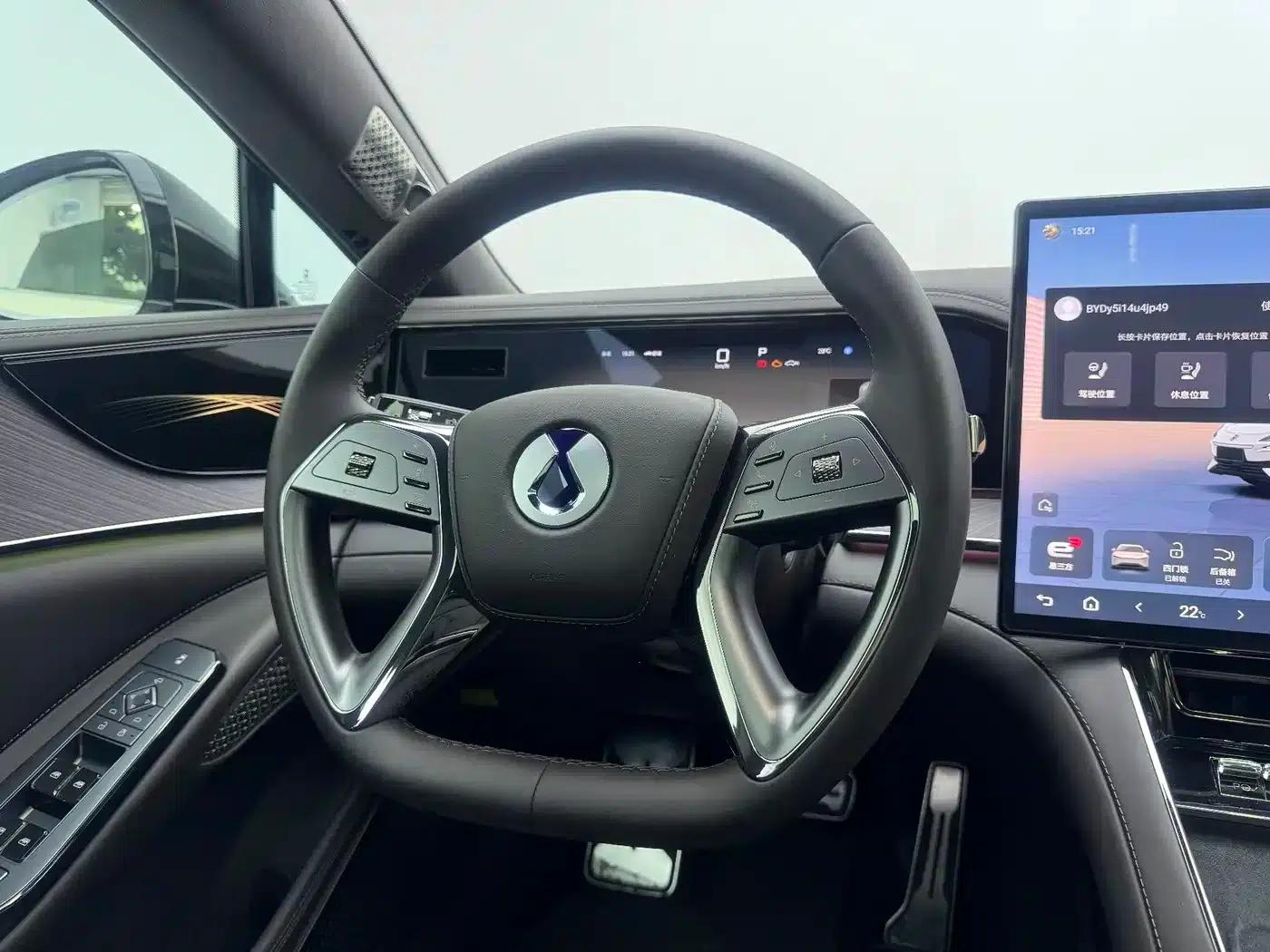Denza Z9 2024 Model 1100km AWD Max Edition — миниатюра 5