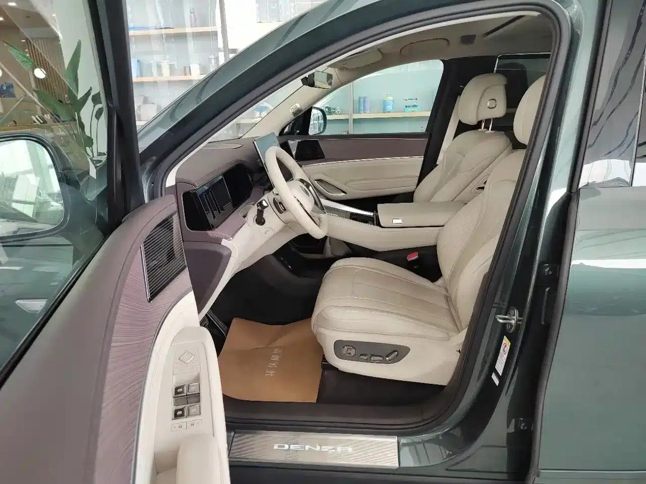 Denza N9 2025 Flagship Edition — миниатюра 4
