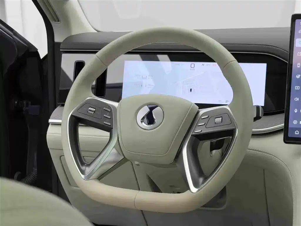 Denza N9 2025 Flagship Edition — миниатюра 11