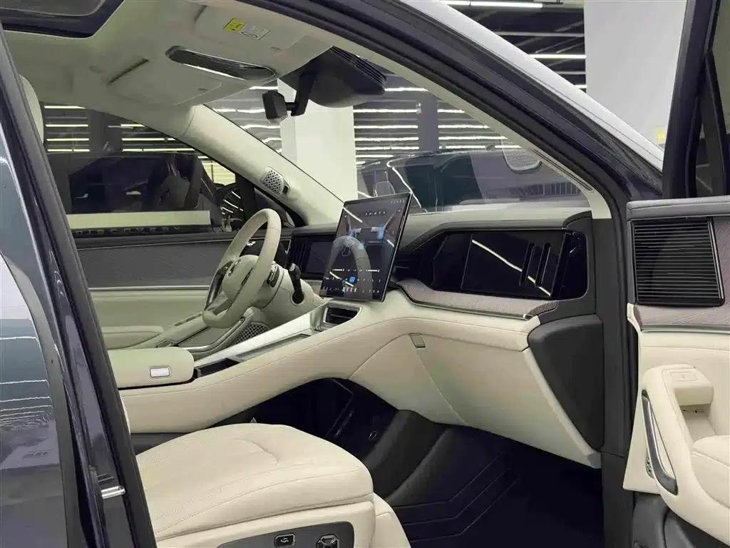 Denza N9 2025 Flagship Edition — миниатюра 8