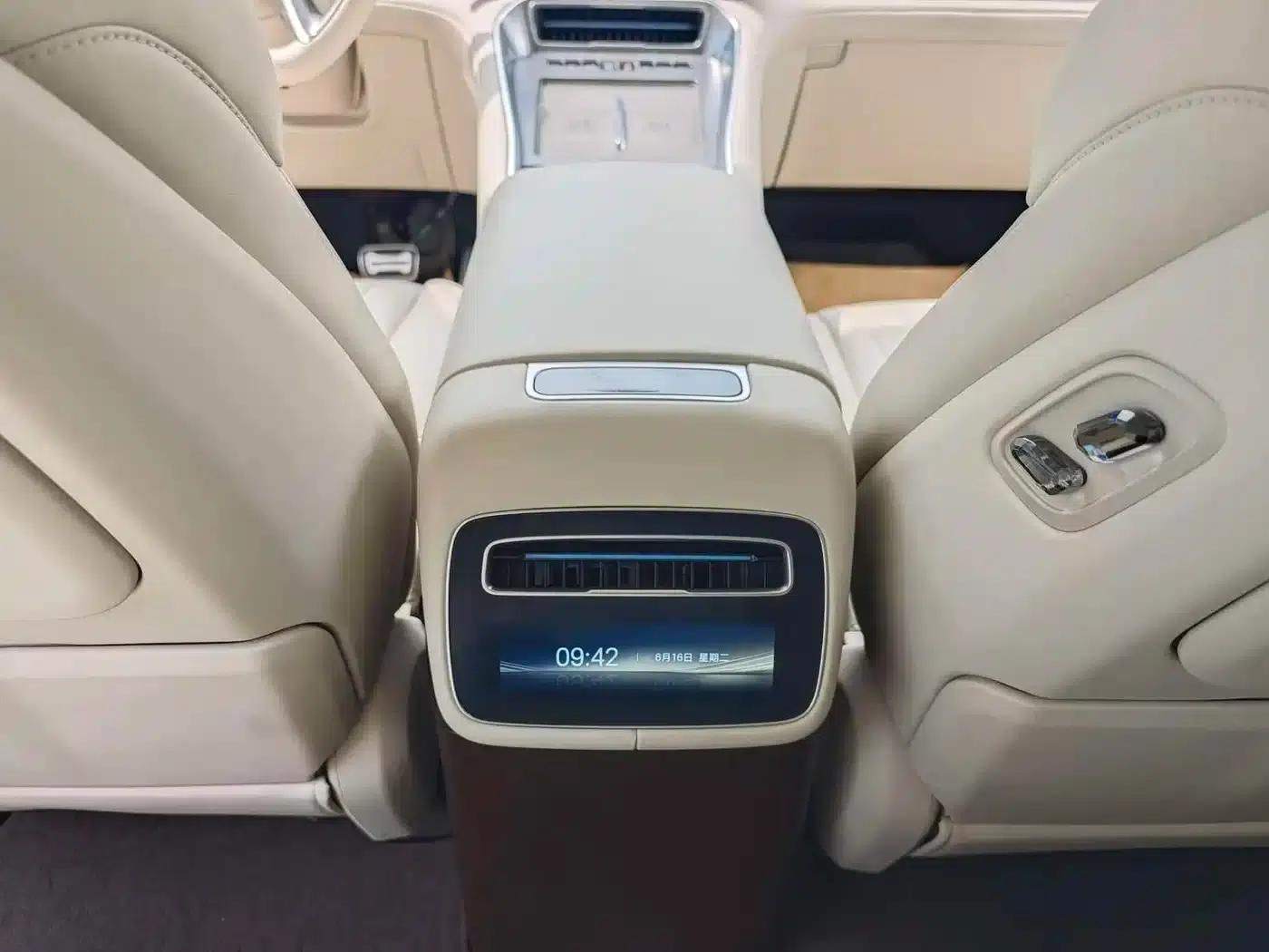 Denza N9 2025 Flagship Edition — миниатюра 12