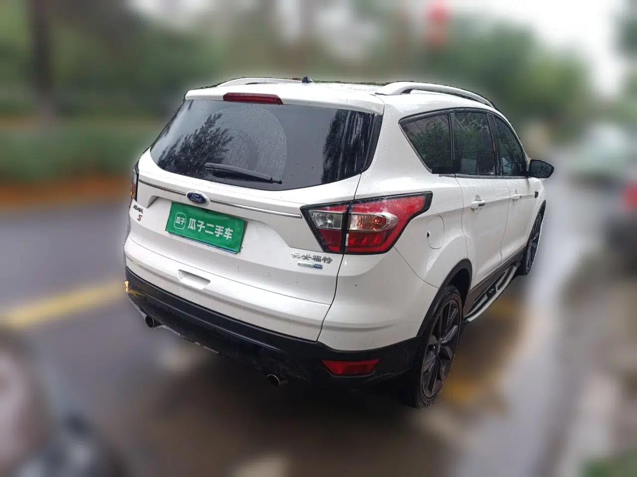 Ford Kuga 2017 EcoBoost 245 Four-Wheel-Drive Sport Model — миниатюра 6