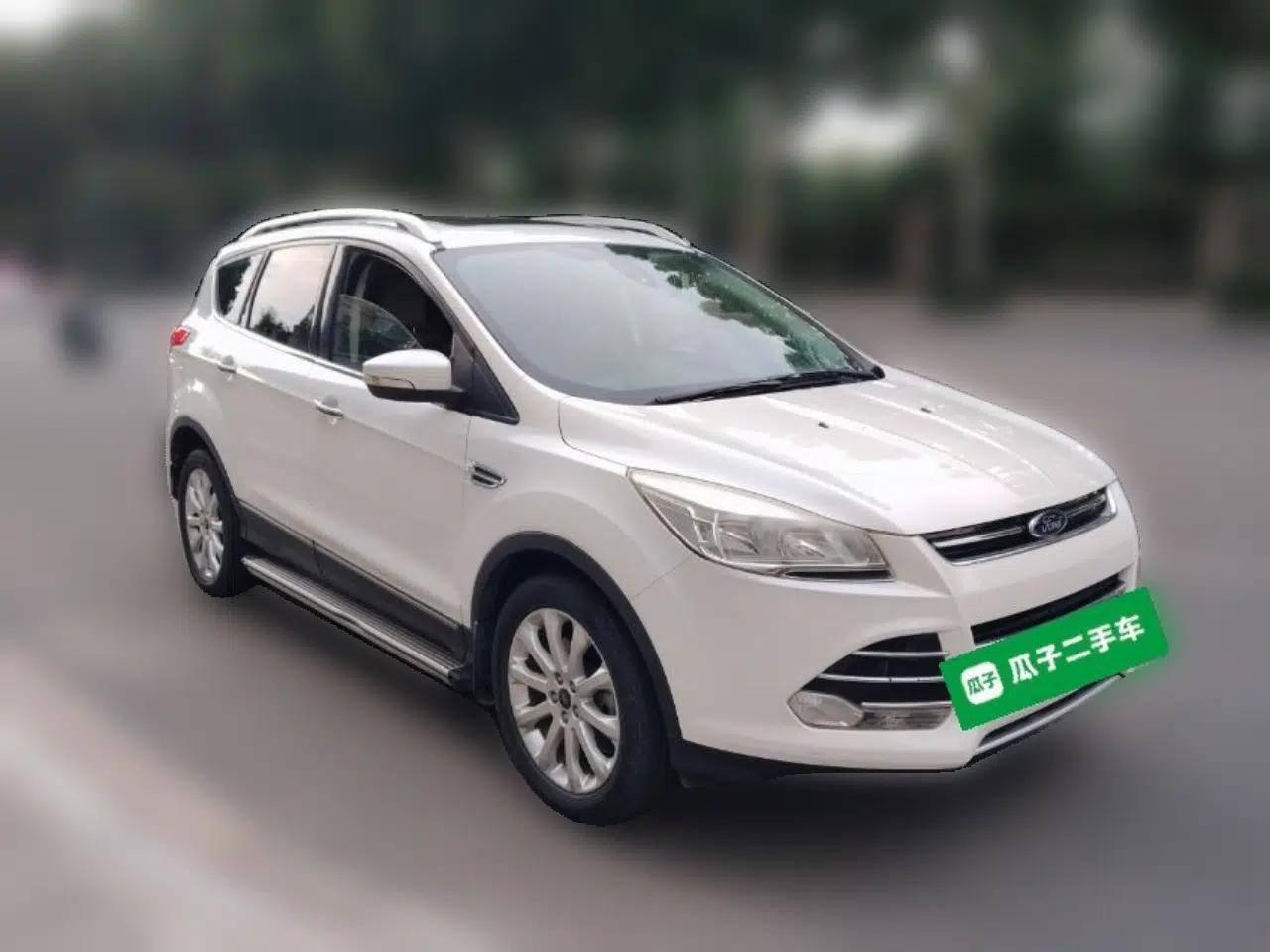 Ford Kuga 2013 1.6L GTDi 4x4 Elite Model — миниатюра 3