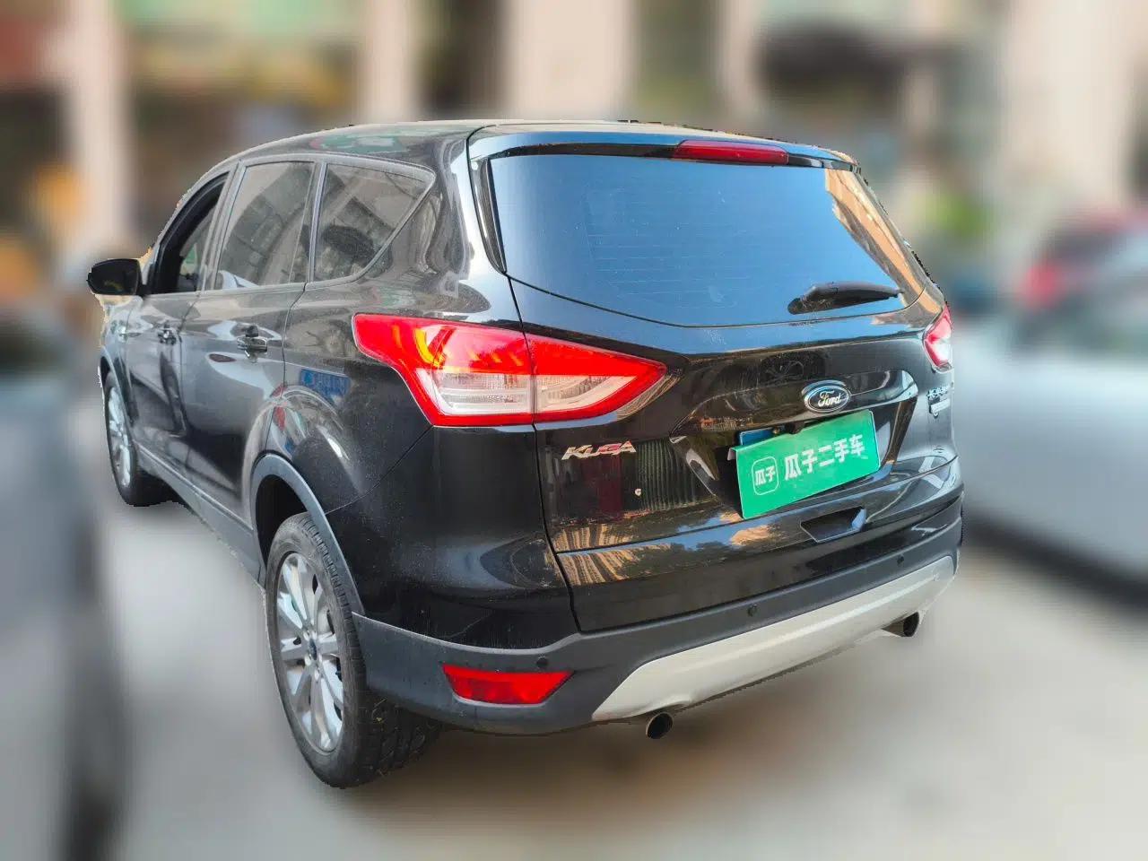 Ford Kuga 2015 1.5L GTDi Two-Wheel-Drive Comfort Model — миниатюра 4