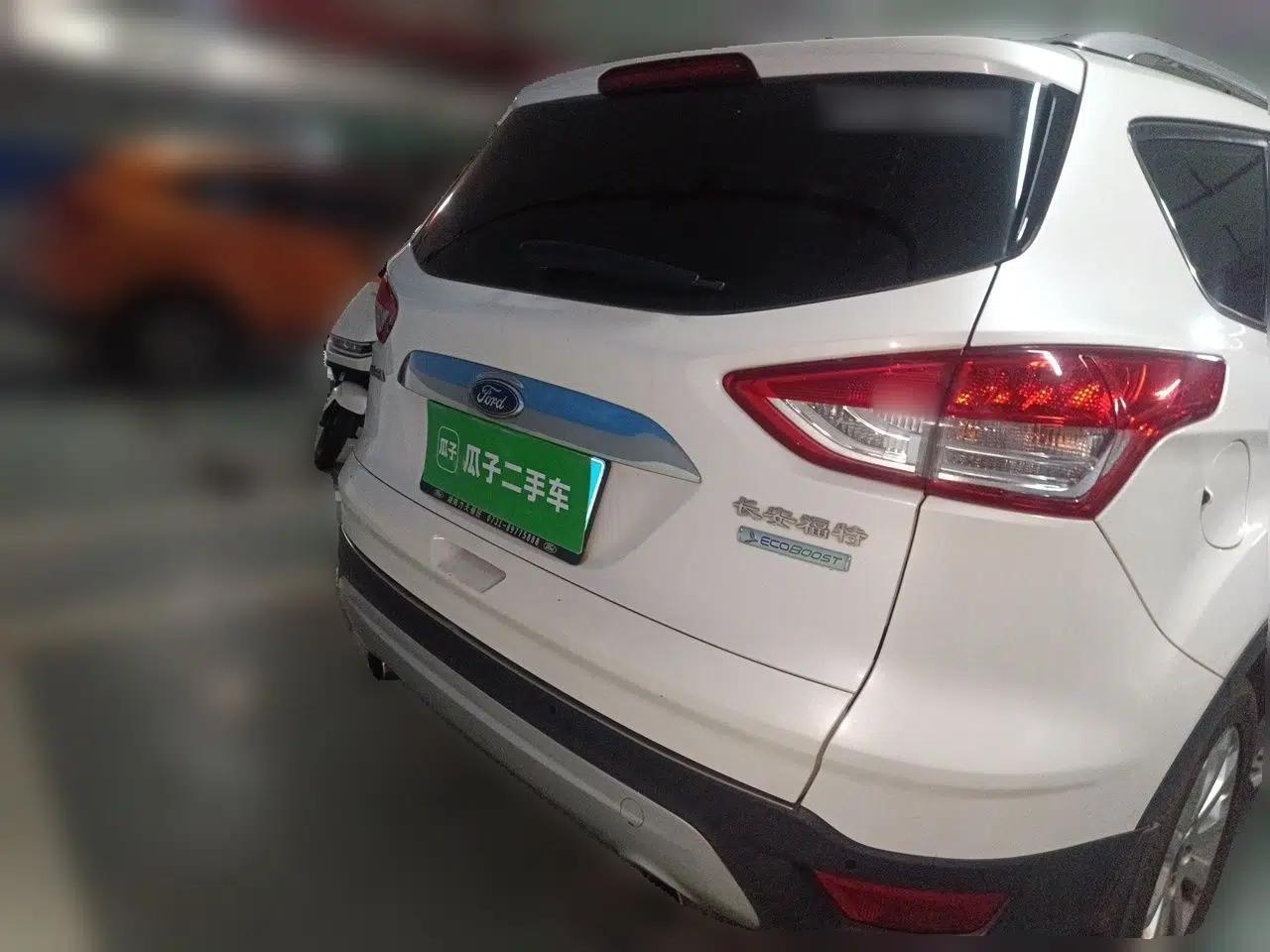Ford Kuga 2013 1.6L GTDi Two-Wheel-Drive Trend Model — миниатюра 5