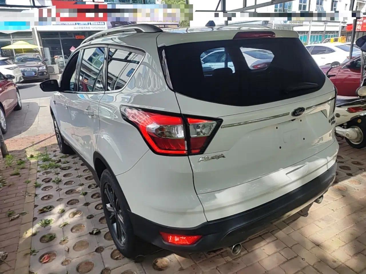 Ford Kuga 2019 EcoBoost 180 Two-Wheel-Drive Platinum Edition China VI Standard — миниатюра 4