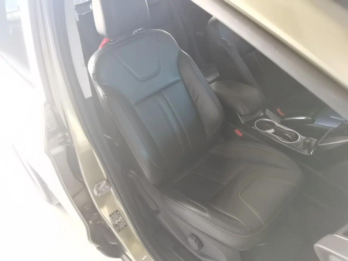Ford Kuga 2013 2.0L GTDi Four-Wheel-Drive Sport Model — миниатюра 19