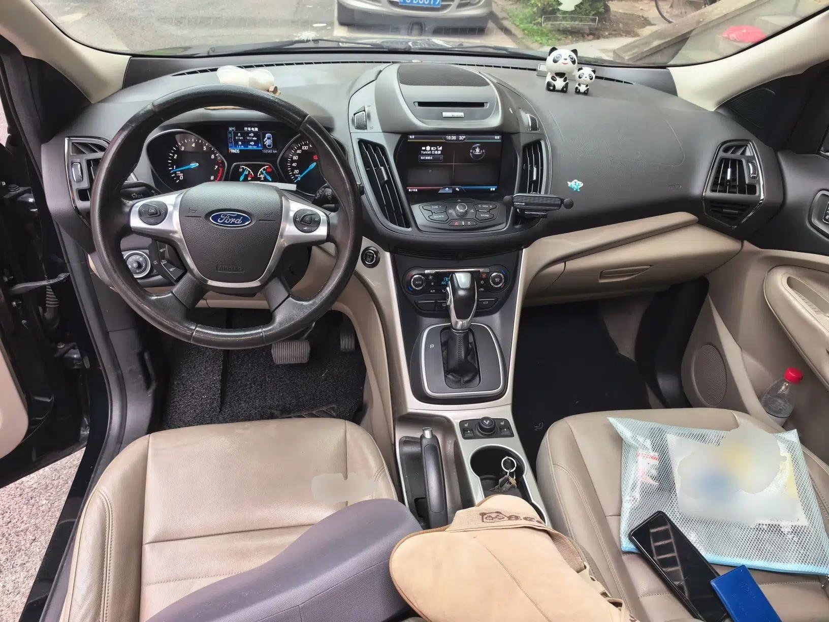 Ford Kuga 2015 1.5L GTDi Four-Wheel-Drive Elite Model — миниатюра 6
