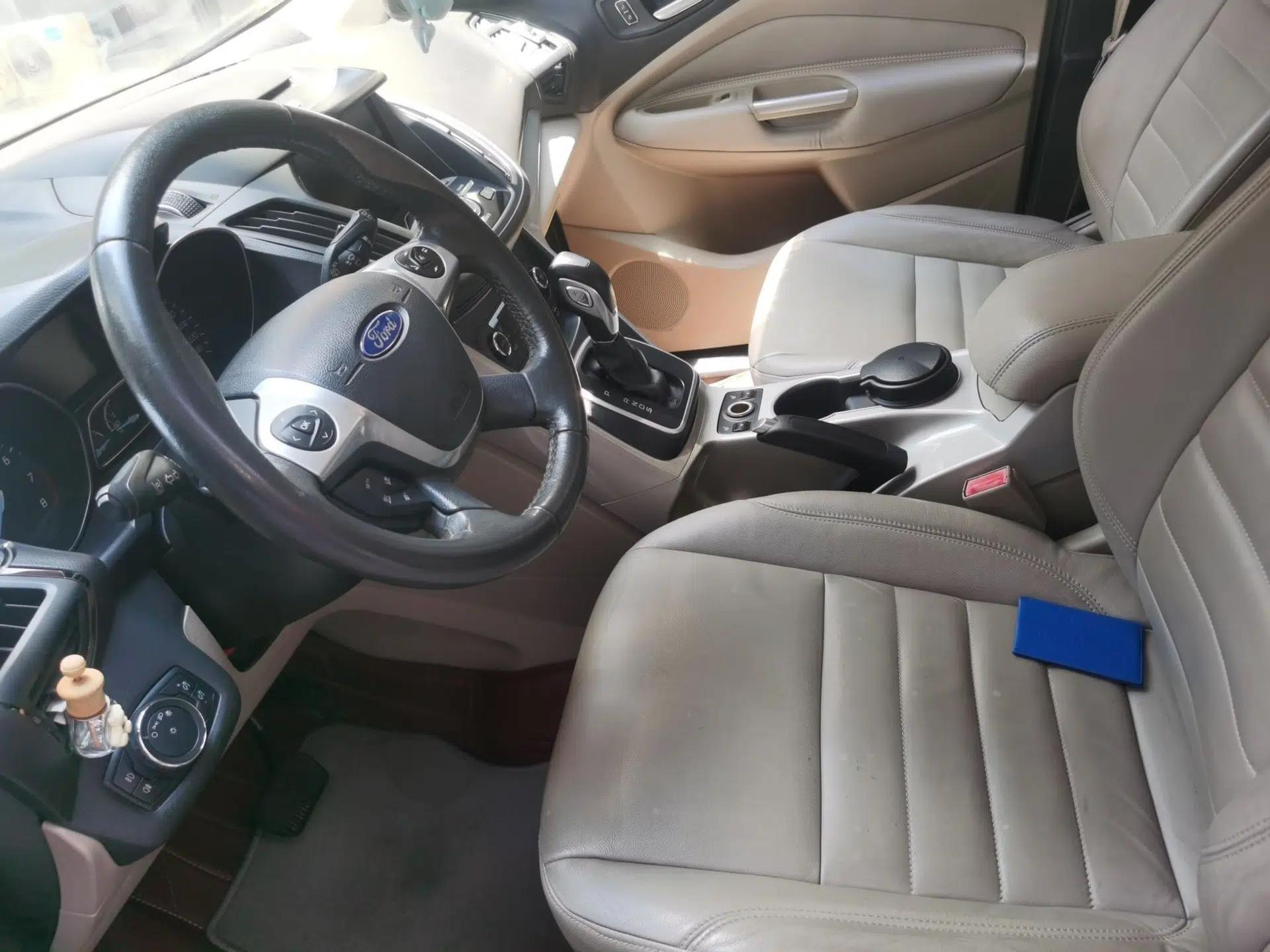 Ford Kuga 2013 2.0L GTDi Four-Wheel-Drive Sport Model — миниатюра 15