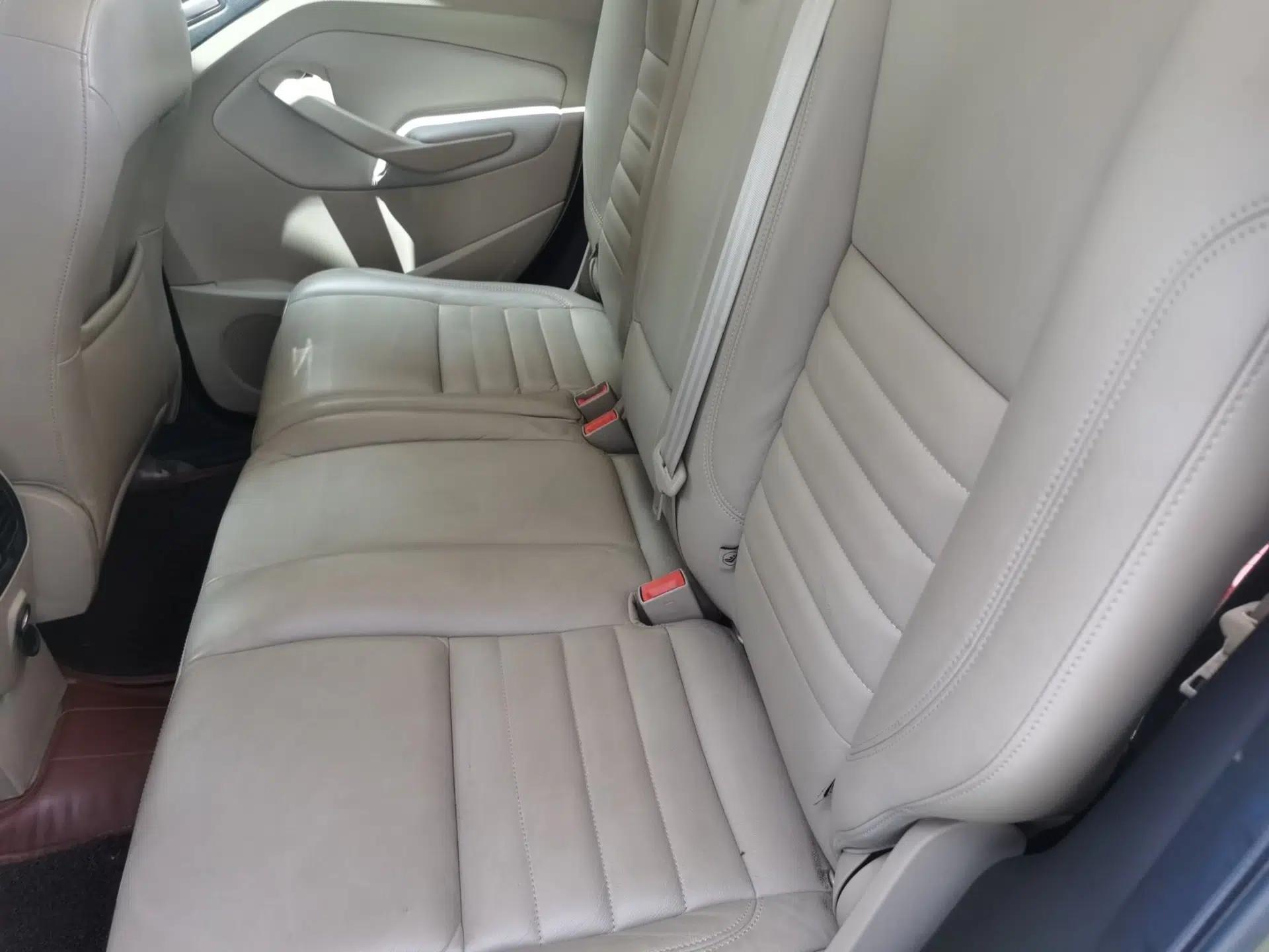 Ford Kuga 2013 2.0L GTDi Four-Wheel-Drive Sport Model — миниатюра 17
