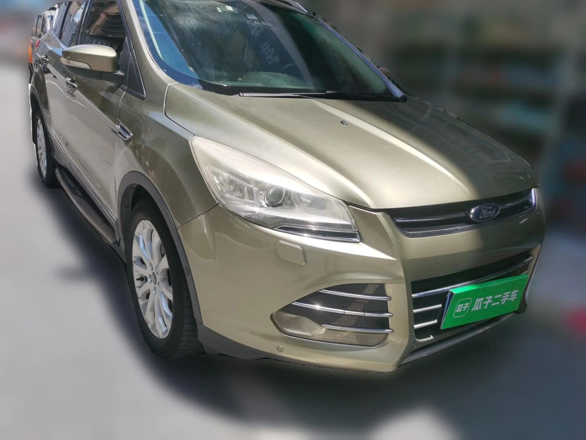 Ford Kuga 2013 2.0L GTDi Four-Wheel-Drive Sport Model — миниатюра 3