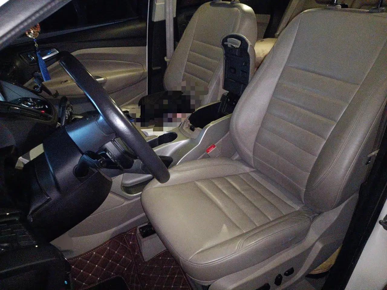 Ford Kuga 2013 2.0L GTDi Four-Wheel Drive Premium Model — миниатюра 15
