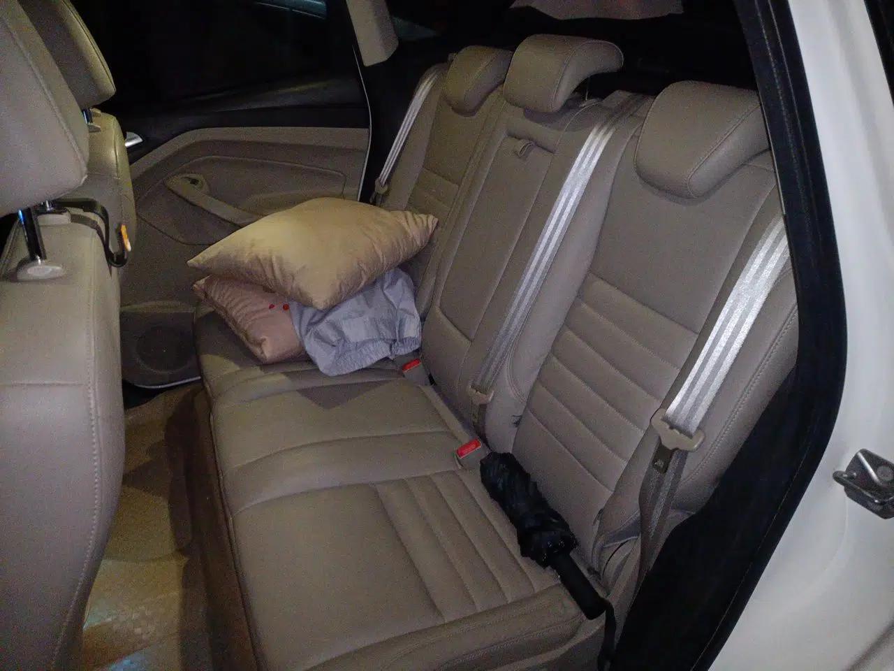 Ford Kuga 2013 2.0L GTDi Four-Wheel Drive Premium Model — миниатюра 17