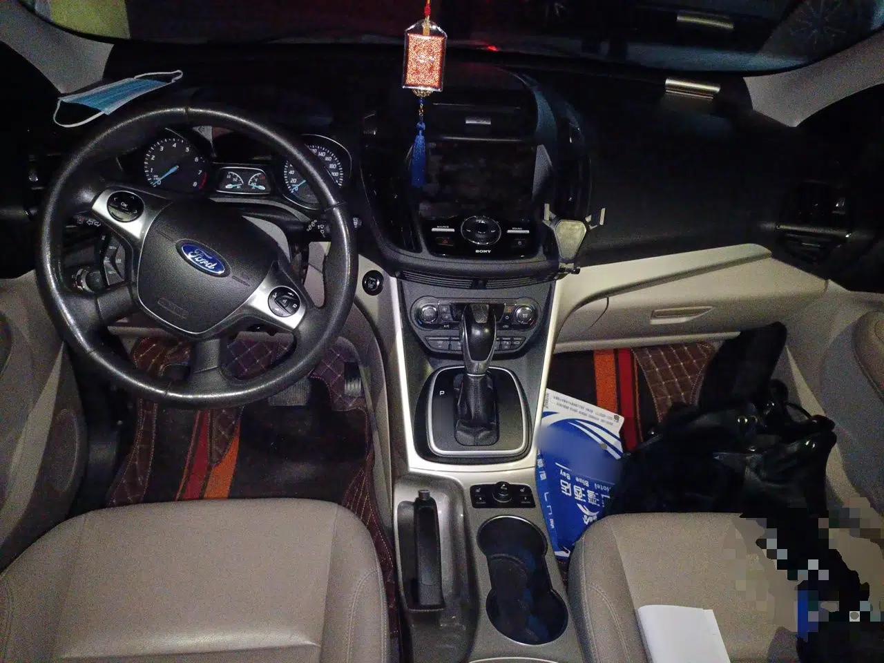 Ford Kuga 2013 2.0L GTDi Four-Wheel Drive Premium Model — миниатюра 9