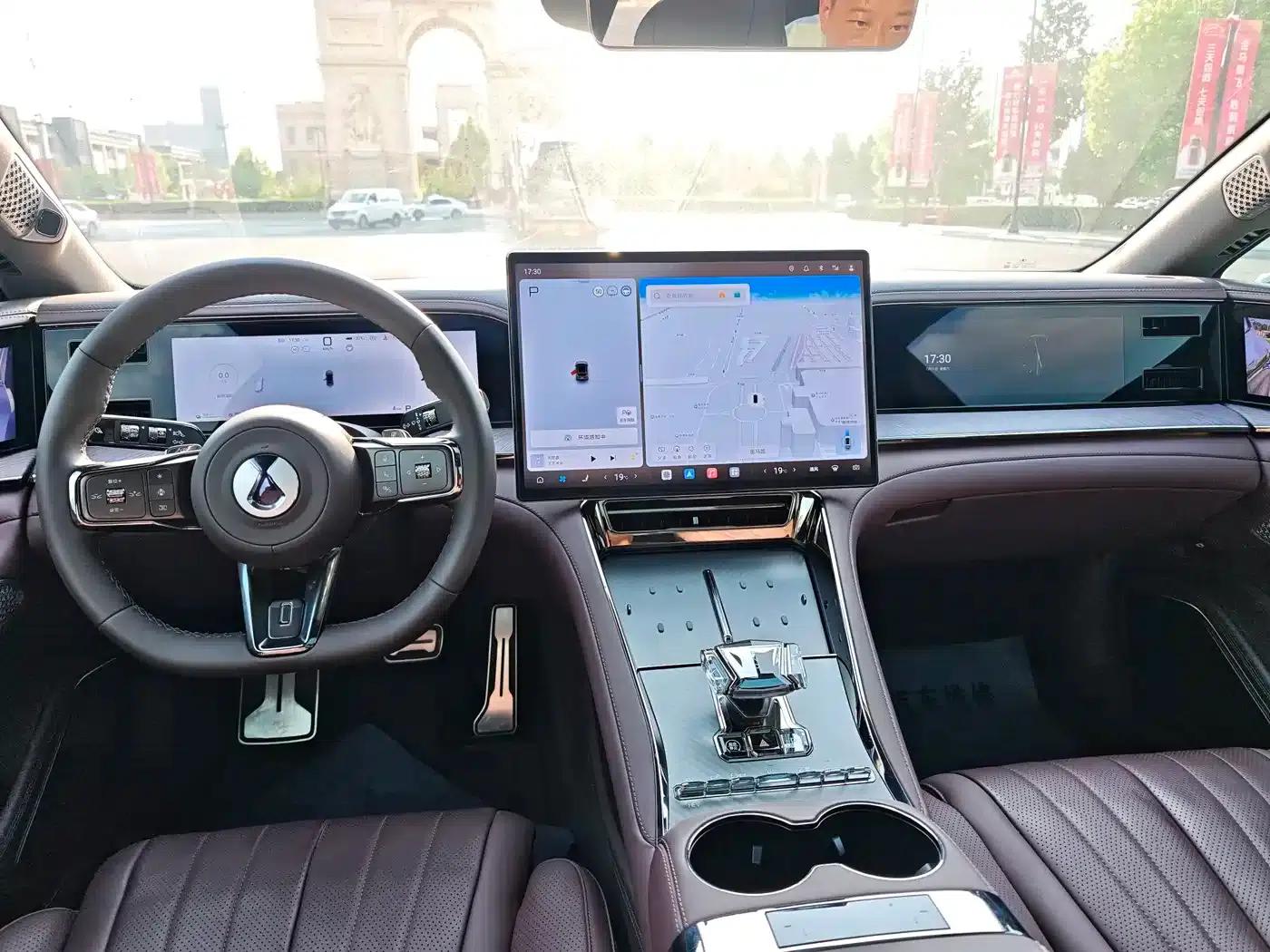 Denza Z9 GT 2024 1100 AWD Ultra Edition — миниатюра 13