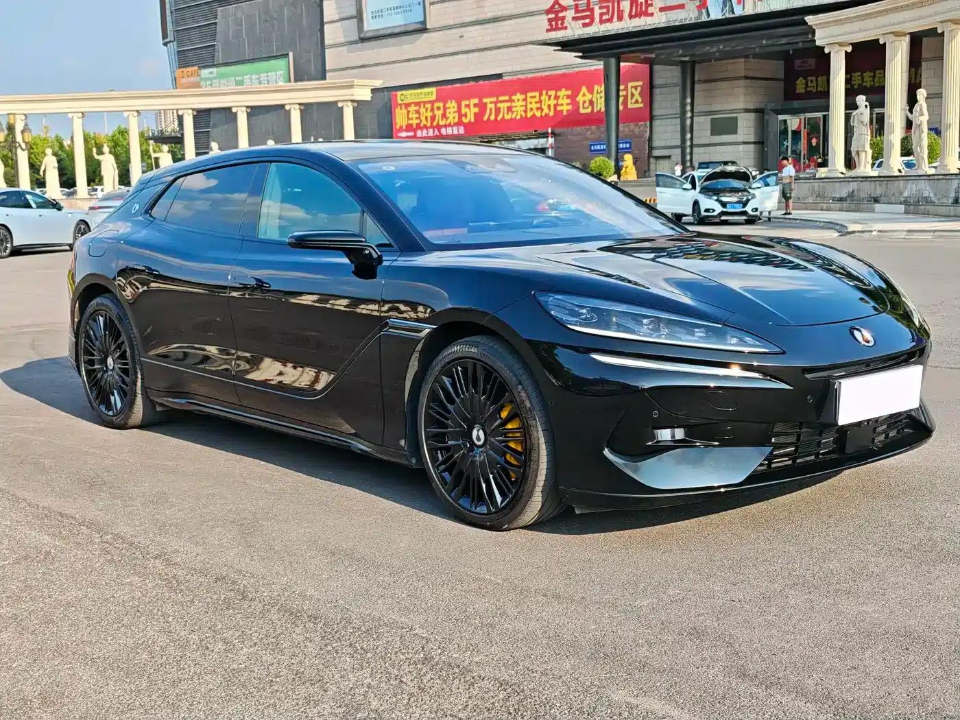 Denza Z9 GT 2024 1100 AWD Ultra Edition — миниатюра 3