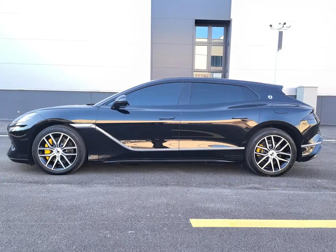 Denza Z9 GT 2024 1100 AWD Max Edition — миниатюра 3
