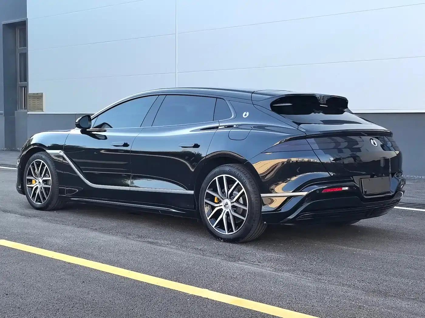 Denza Z9 GT 2024 1100 AWD Max Edition — миниатюра 7