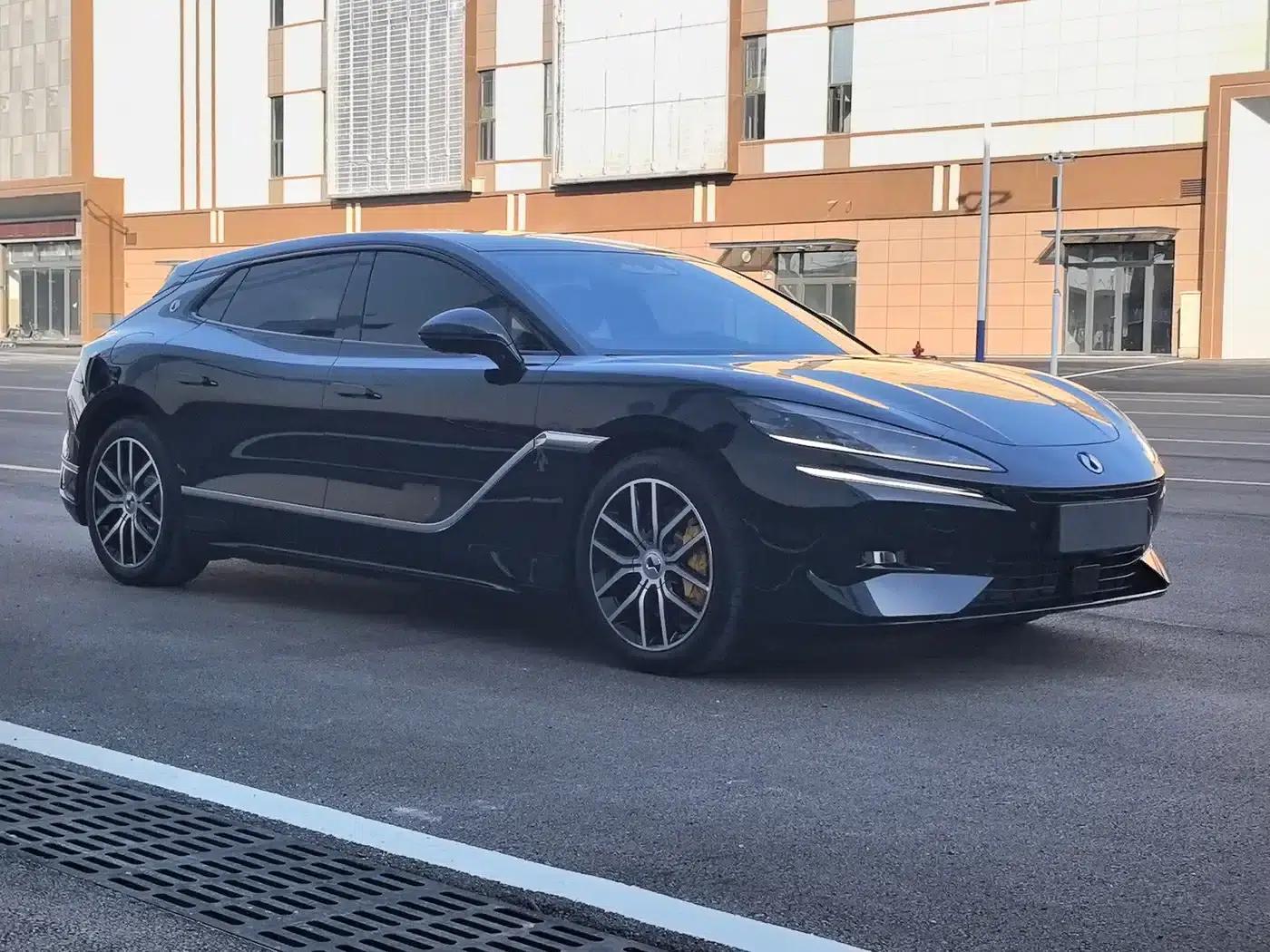 Denza Z9 GT 2024 1100 AWD Max Edition — миниатюра 8