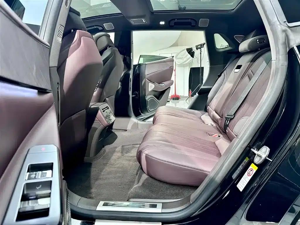 Denza Z9 GT 2024 1100 AWD Max Edition — миниатюра 16