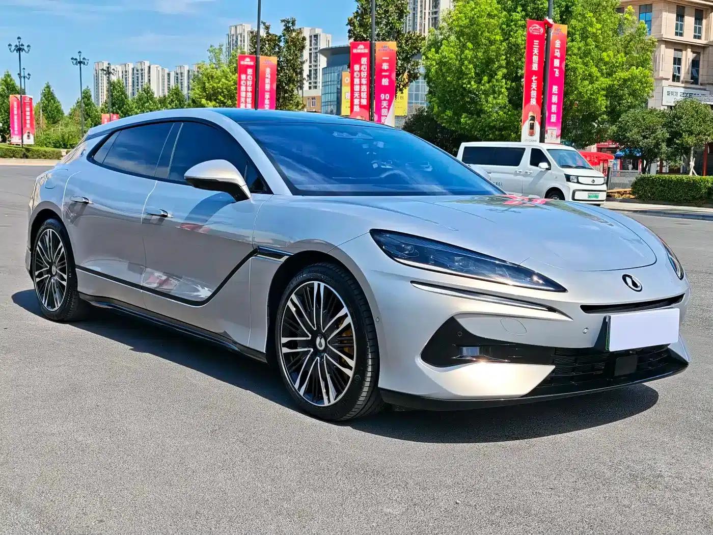 Denza Z9 GT 2024 1100 AWD Ultra Edition — миниатюра 3