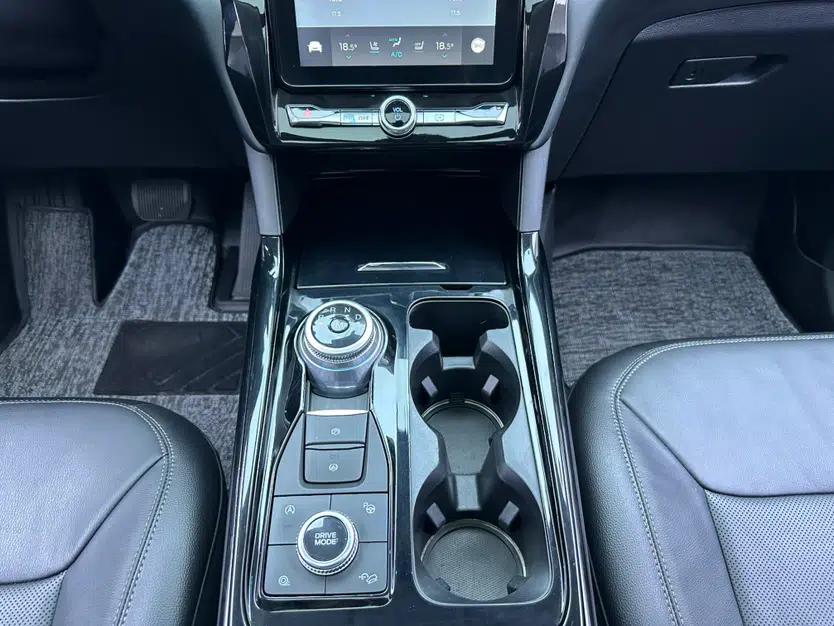 Ford Explorer 2020 EcoBoost 285 4x4 Titanium Edition 6 Seats — миниатюра 39