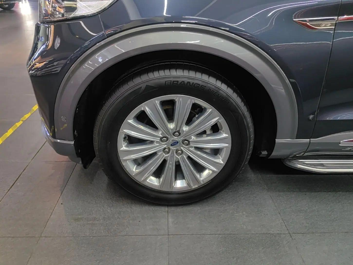 Ford Explorer 2020 EcoBoost 285 4x4 Titanium Edition 6 Seats — миниатюра 10