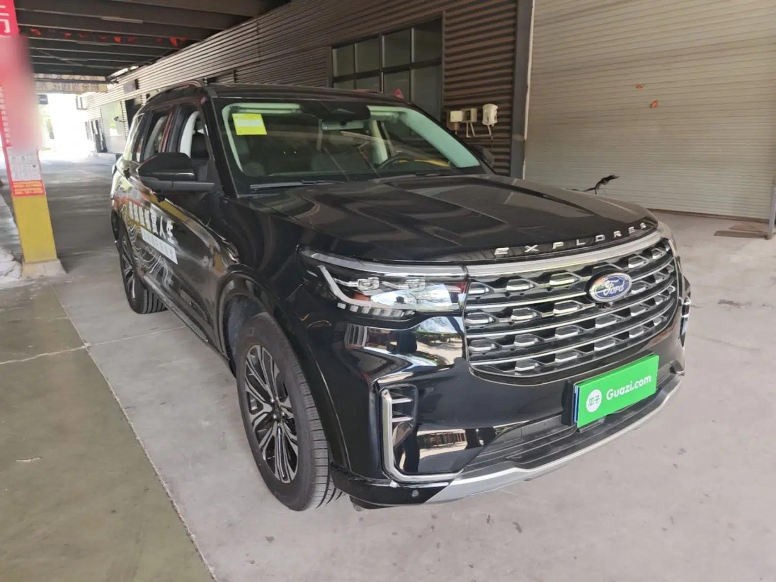 Ford Explorer 2024 2.3T EcoBoost Four-Wheel Drive Titanium Edition 6 Seats — миниатюра 3