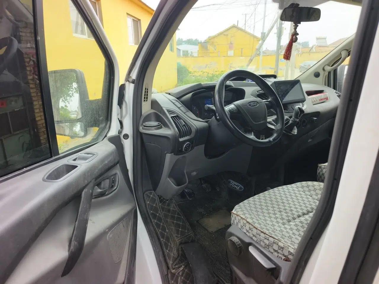 Ford Transit 2019 2.0T Diesel Multi-Purpose Commercial Vehicle Short Wheelbase Low Roof 6-Seater China VI Standard — миниатюра 16