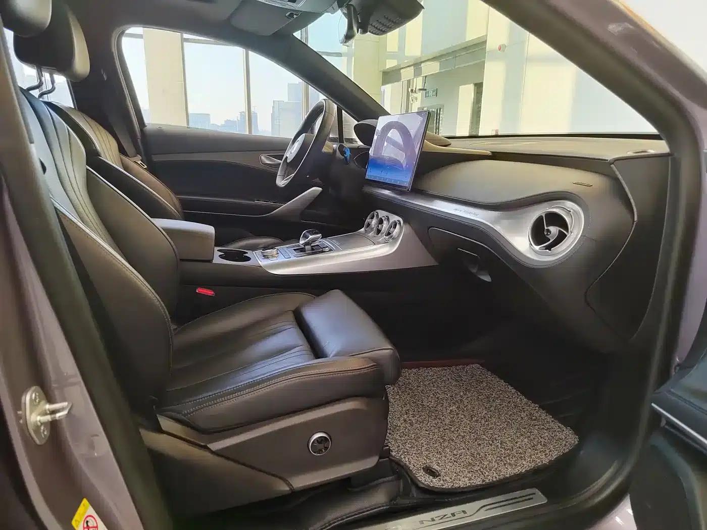 Denza X 2020 PHEV Flagship Edition — миниатюра 10