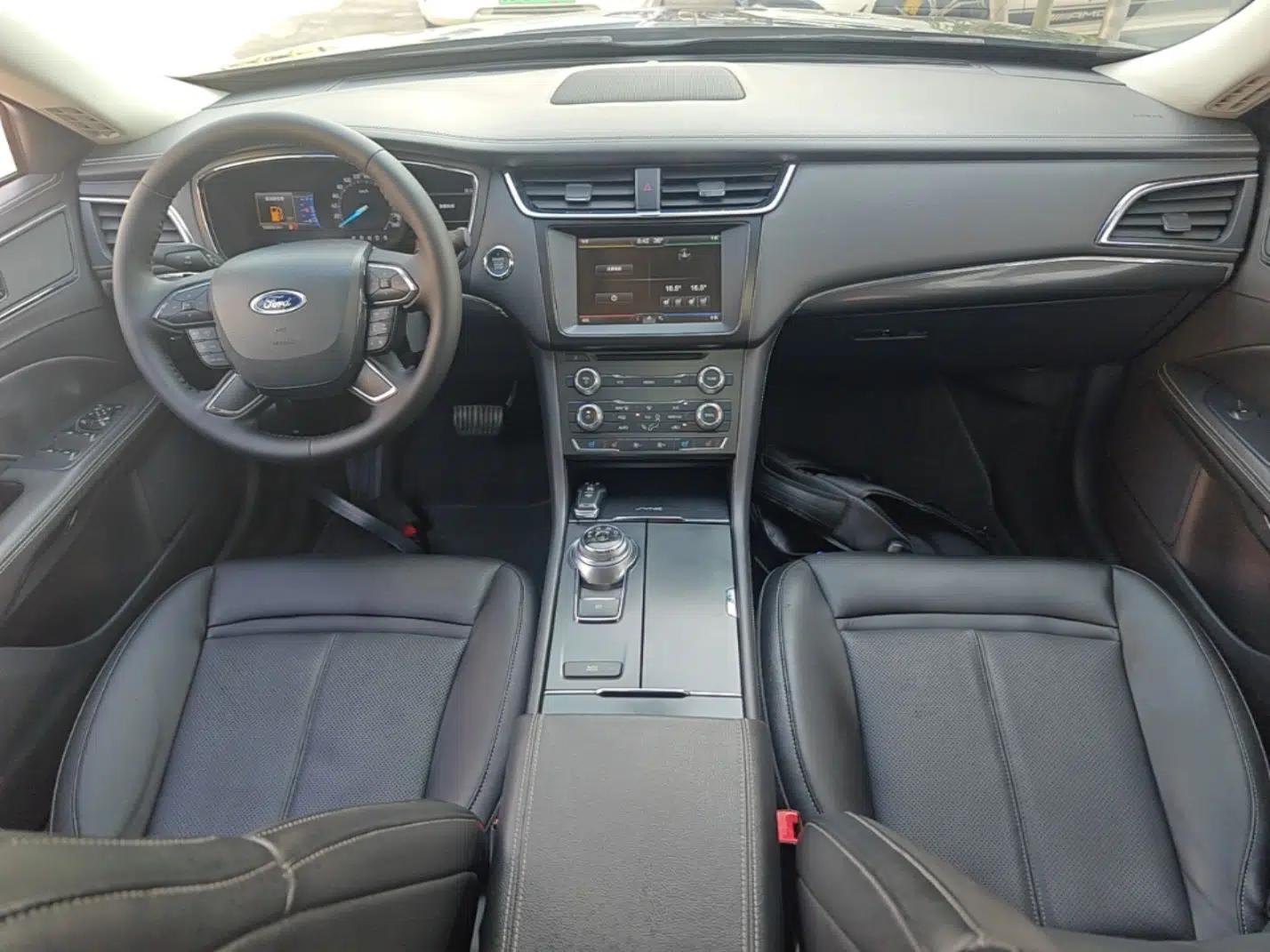 Ford Taurus 2015 EcoBoost 245 Fashion Edition — миниатюра 17