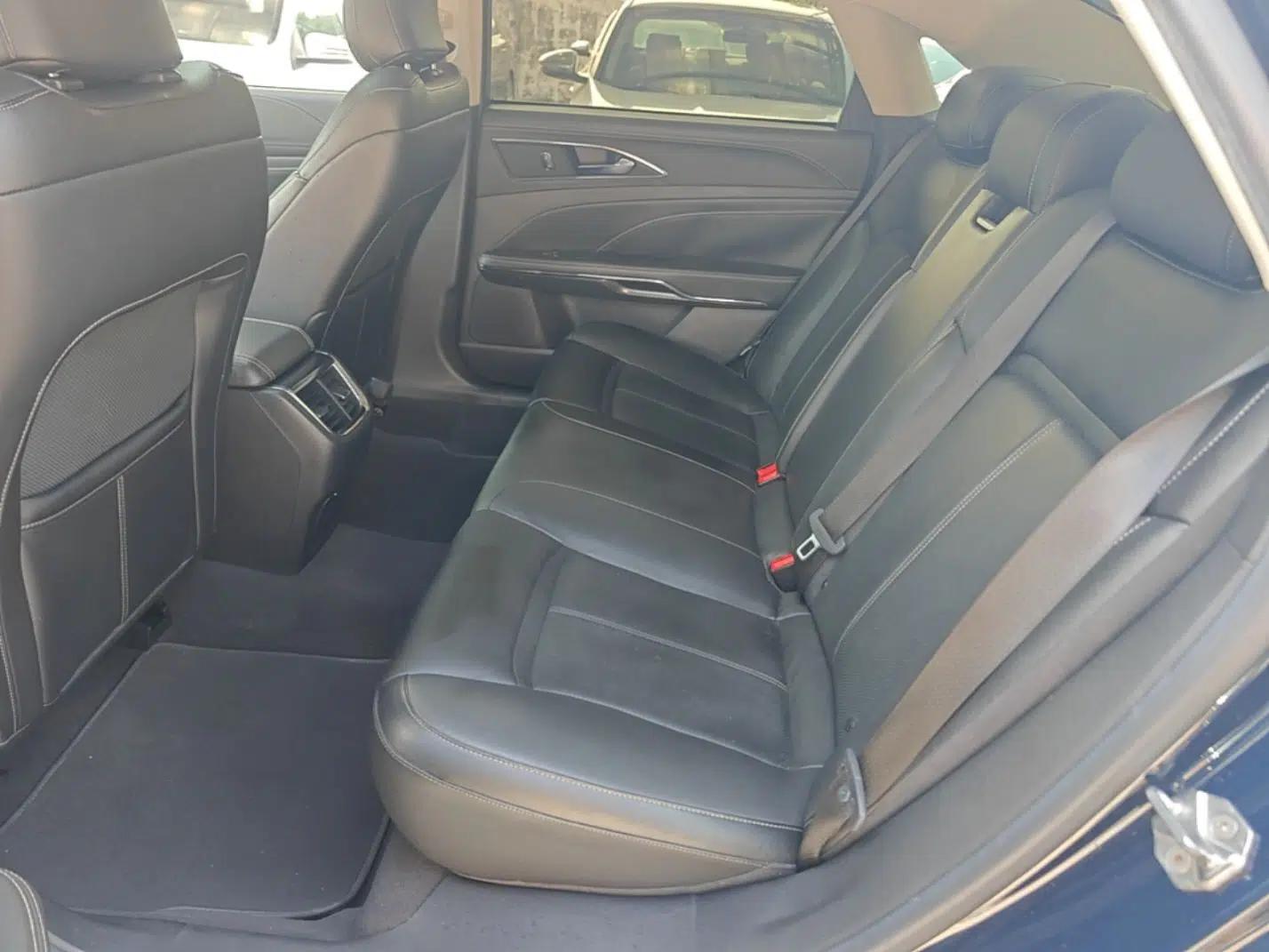 Ford Taurus 2015 EcoBoost 245 Fashion Edition — миниатюра 25
