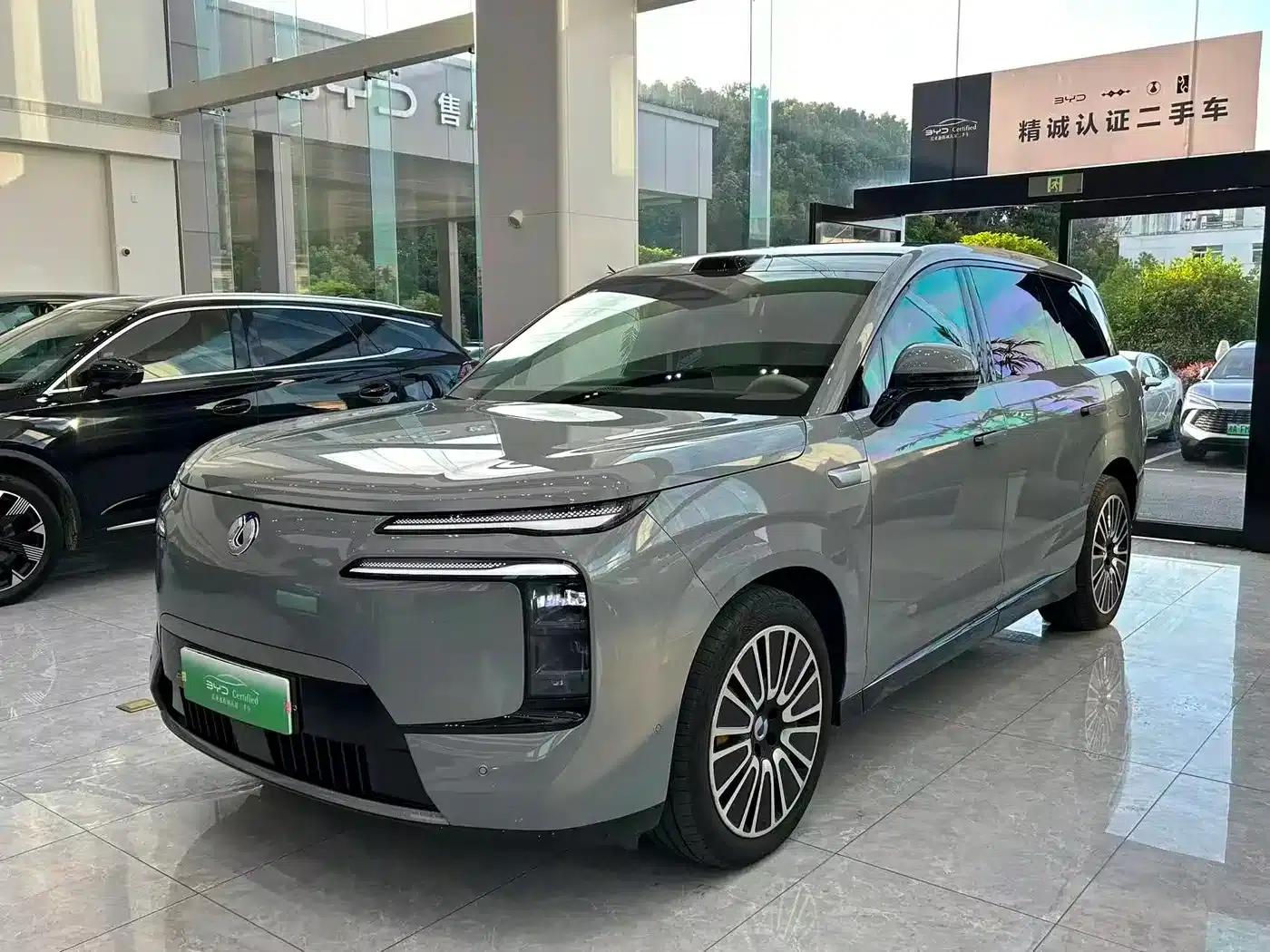 Denza N8L 2025 Flagship Edition — миниатюра 1