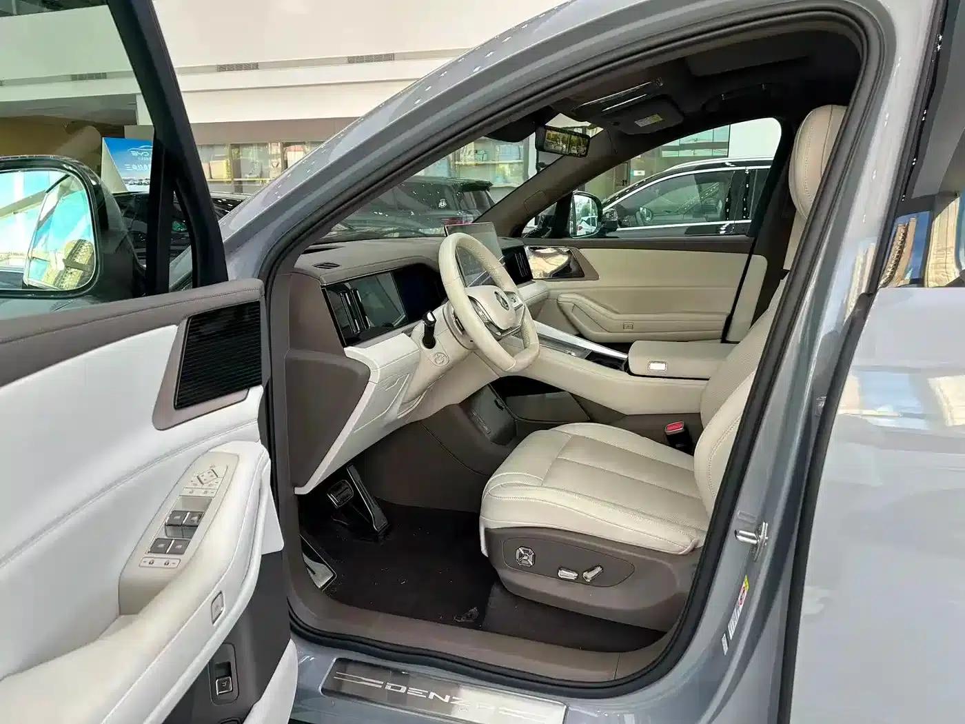 Denza N8L 2025 Flagship Edition — миниатюра 4