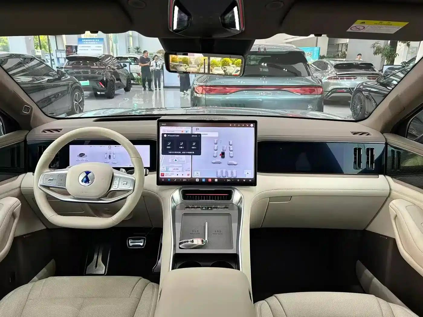 Denza N8L 2025 Flagship Edition — миниатюра 6