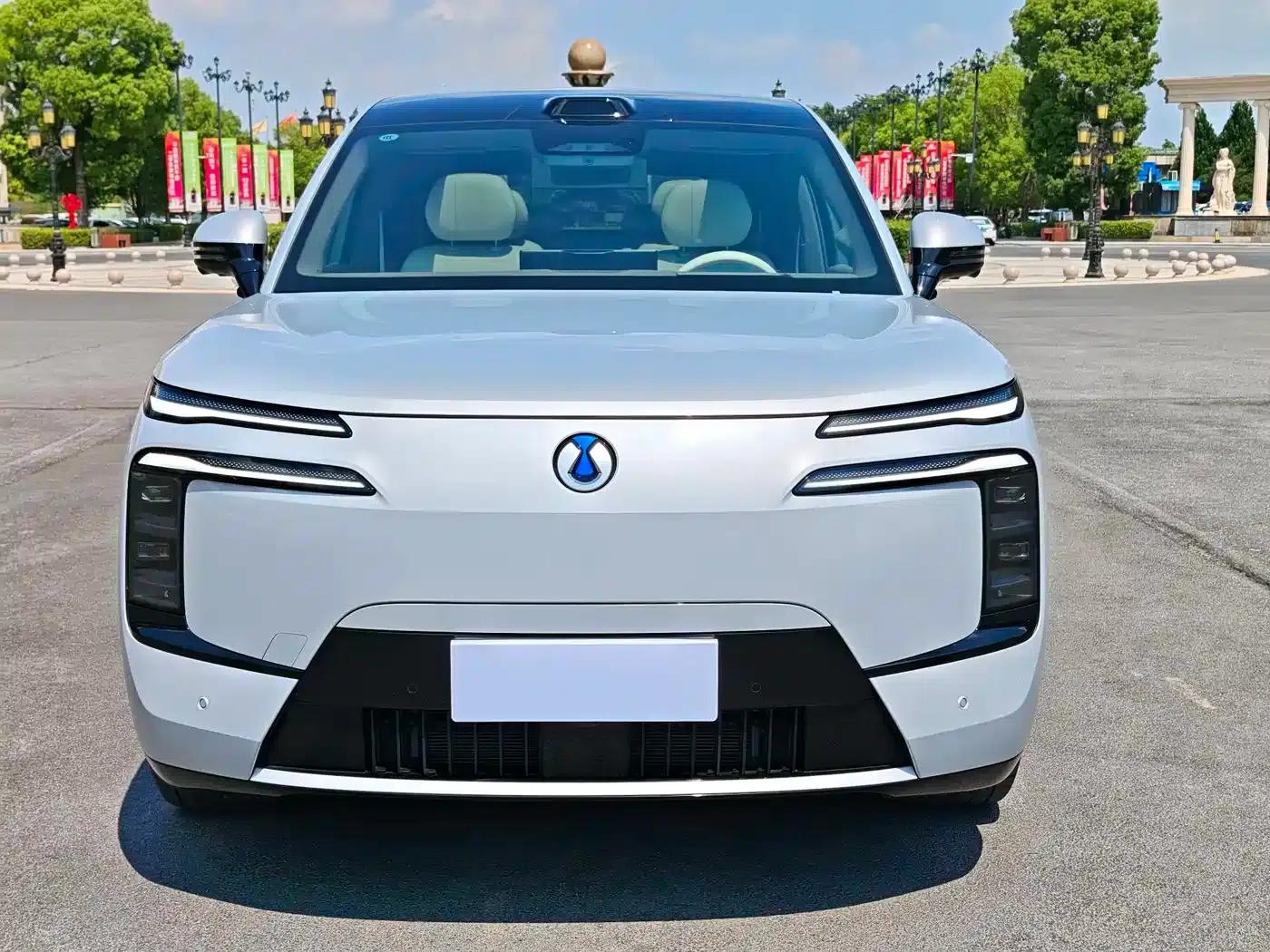 Denza N8L 2025 Flagship Edition — миниатюра 2