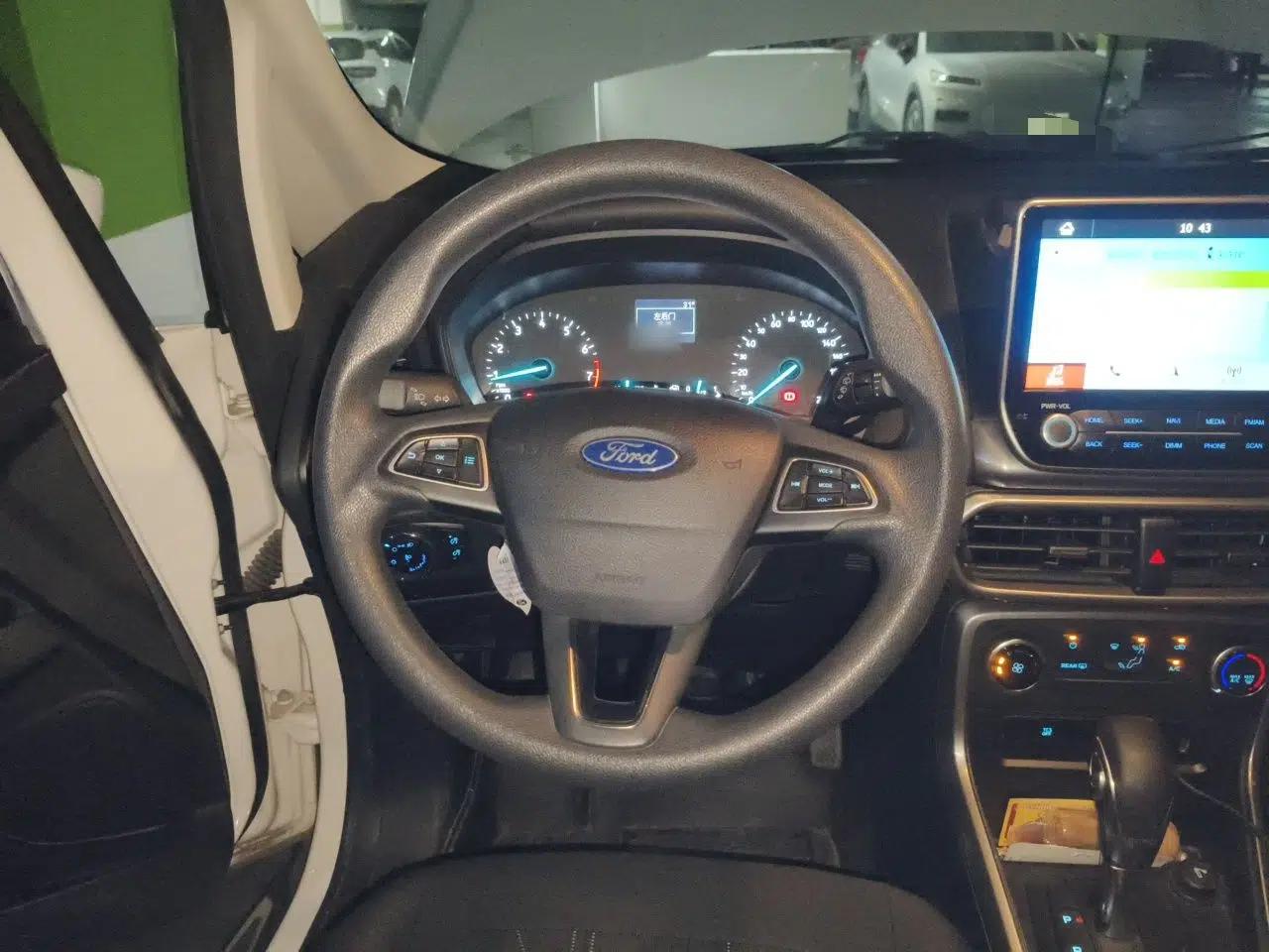 Ford EcoSport 2019 1.5L Automatic Platinum Wing Sport Edition — миниатюра 10