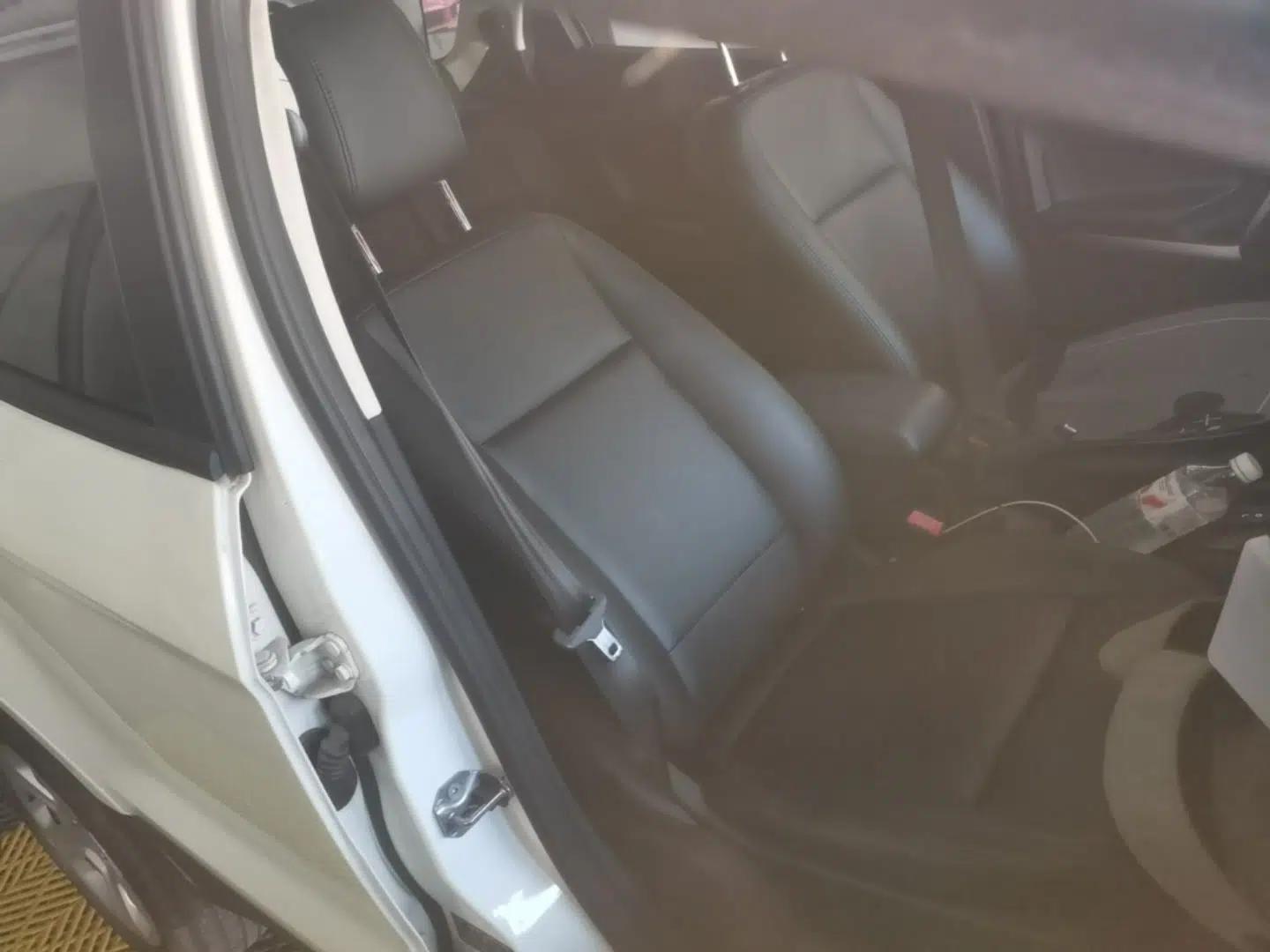 Ford EcoSport 2018 1.5L Automatic Elite Edition — миниатюра 24