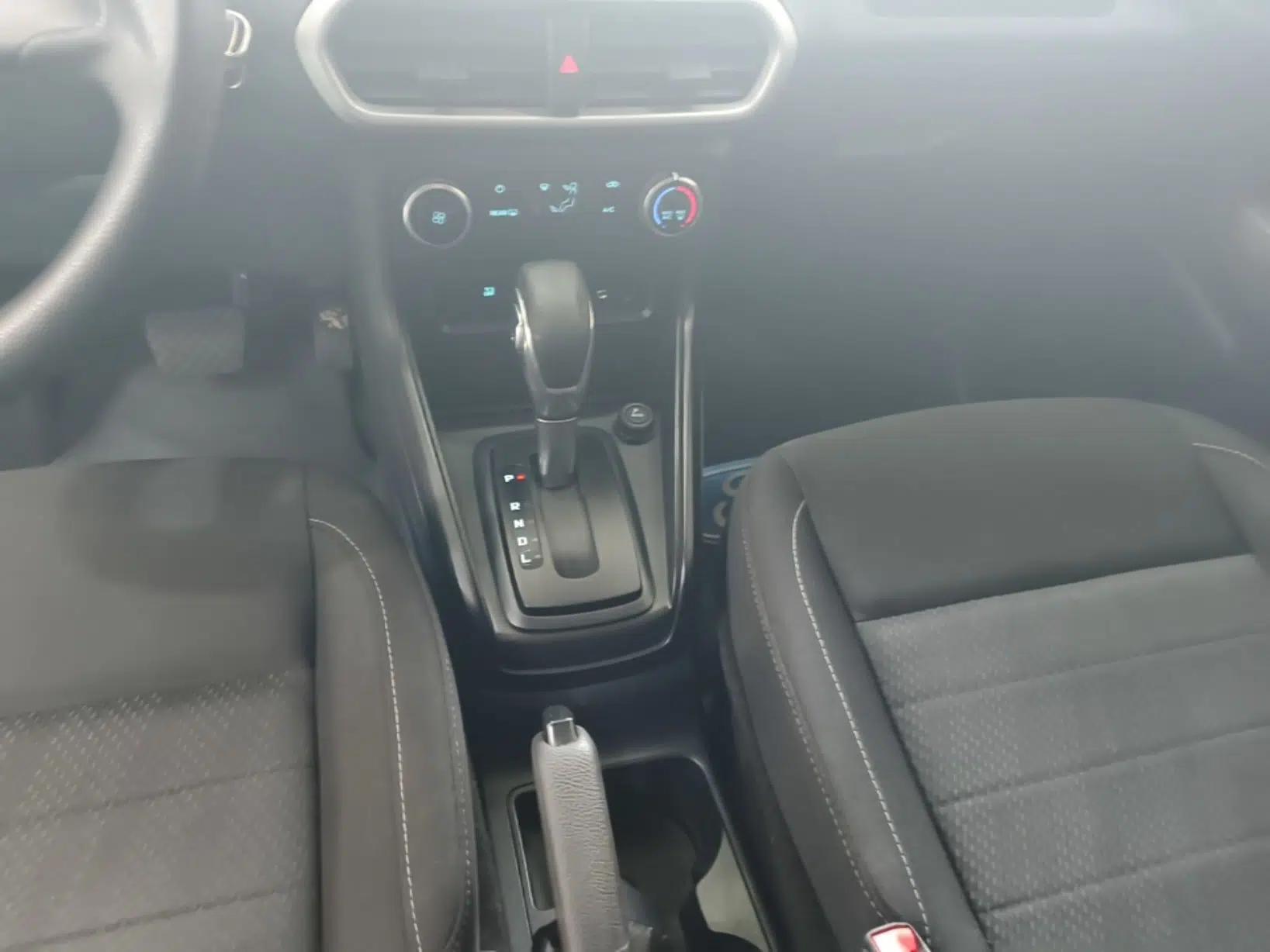 Ford EcoSport 2018 1.5L Automatic Elite Edition — миниатюра 21