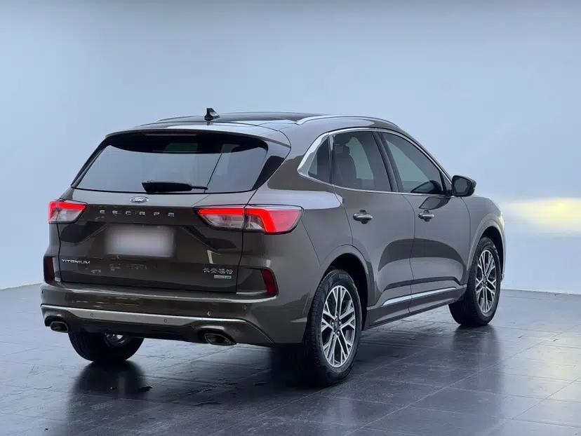 Ford Escape 2020 EcoBoost 245 Four-Wheel Drive Luxury Edition — миниатюра 12