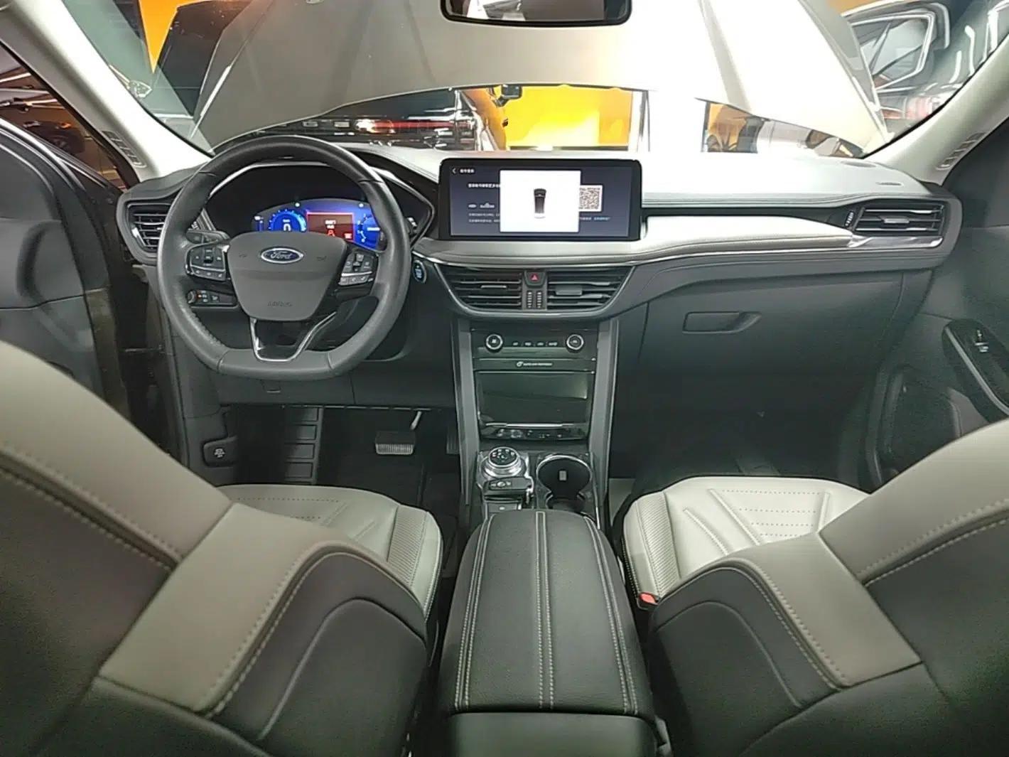 Ford Escape 2020 EcoBoost 245 Four-Wheel Drive Luxury Edition — миниатюра 18