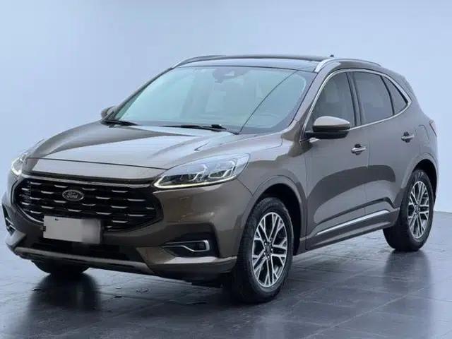 Ford Escape 2020 EcoBoost 245 Four-Wheel Drive Luxury Edition