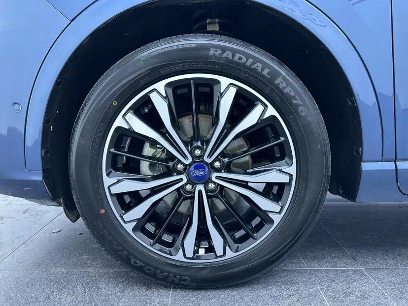 Ford Escape 2020 EcoBoost 245 Four-Wheel Drive ST-LINE Deluxe Edition — миниатюра 18
