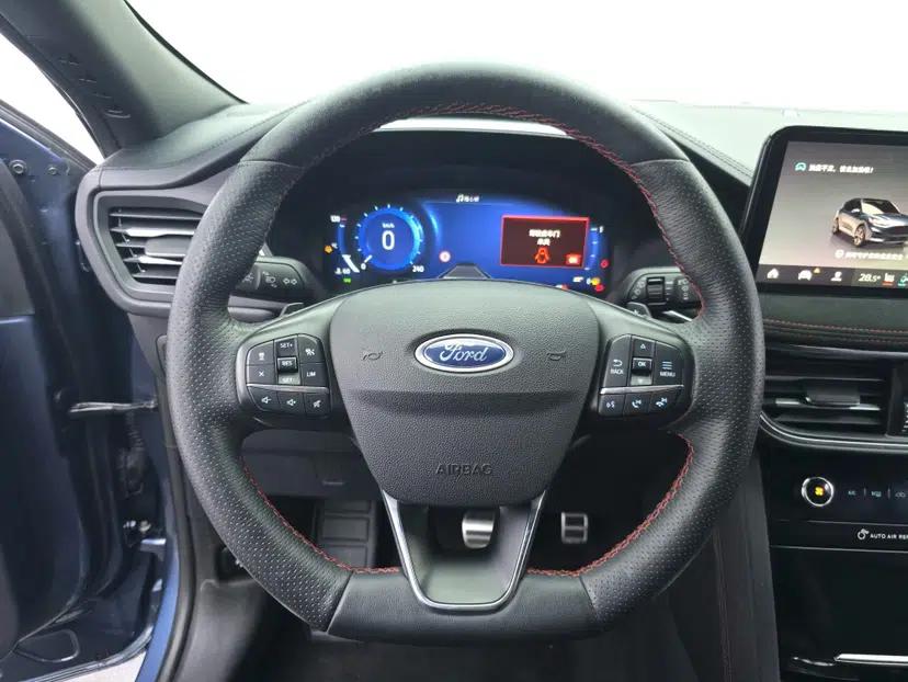 Ford Escape 2020 EcoBoost 245 Four-Wheel Drive ST-LINE Deluxe Edition — миниатюра 35