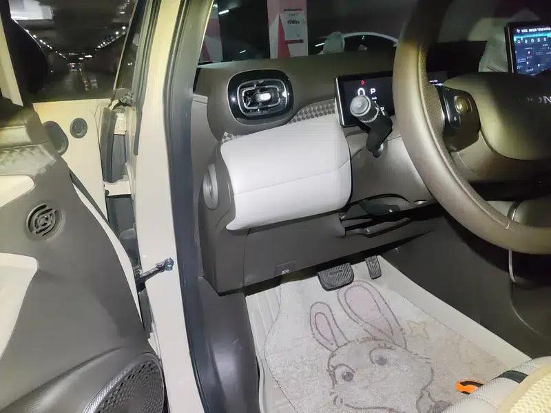 AION UT 2025 Model 420 Smart Edition — миниатюра 13